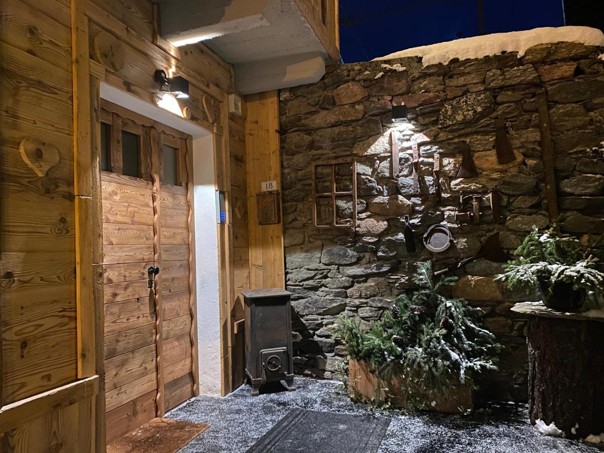 Maison Rongier Nel Centro Di Cogne Exterior foto